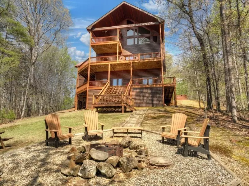 143 Katydid RD, Morganton, GA 30560