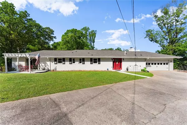 5383 Whitmire DR, Gainesville, GA 30504