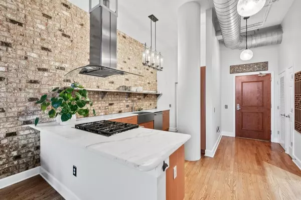 Atlanta, GA 30342,3820 Roswell RD NE #705