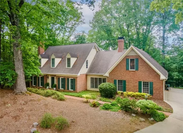 Atlanta, GA 30328,335 Cameron Ridge DR