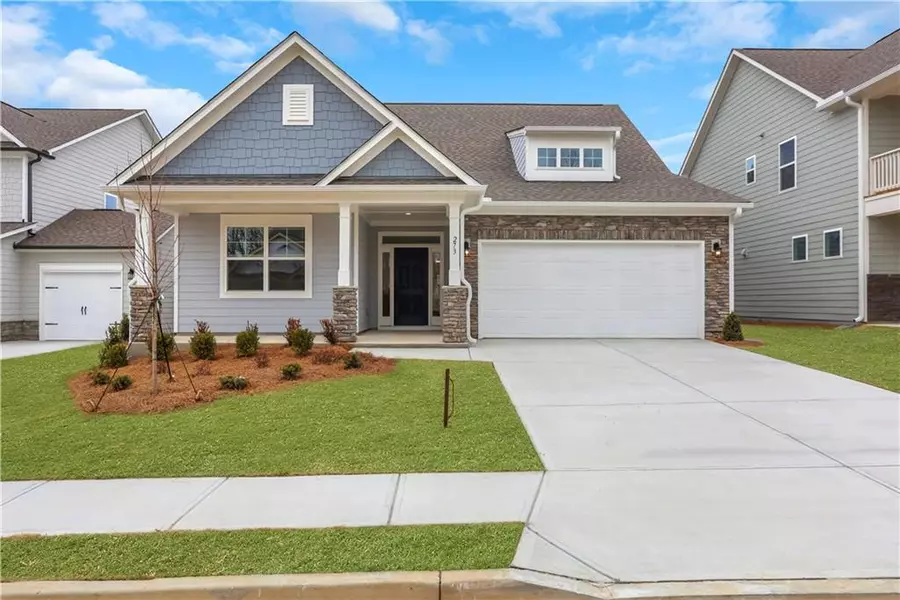 1829 Coffee LN, Hoschton, GA 30548