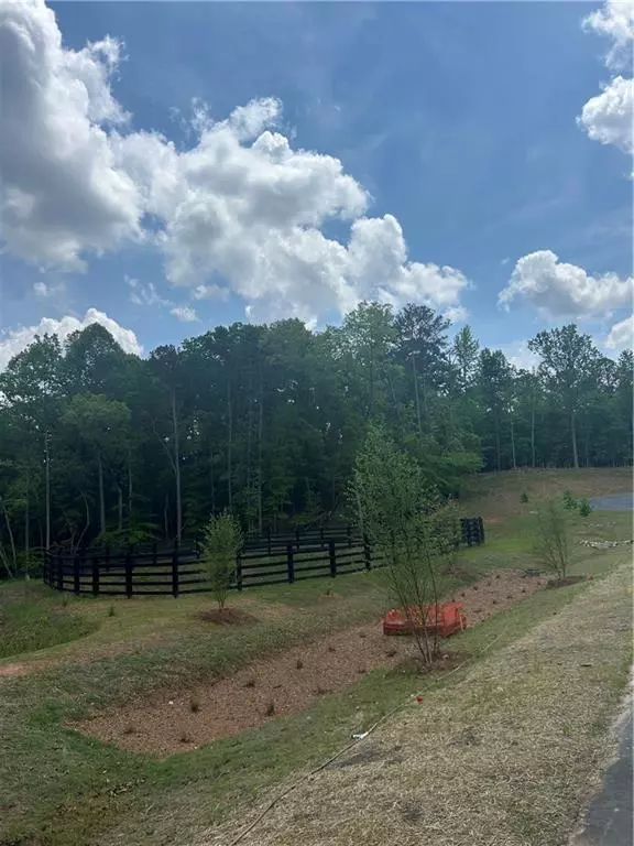Alpharetta, GA 30004,240 Thompson TRL
