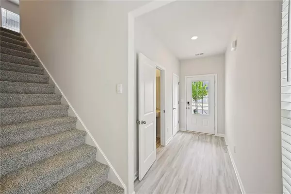 College Park, GA 30337,2760 Aralynn WAY