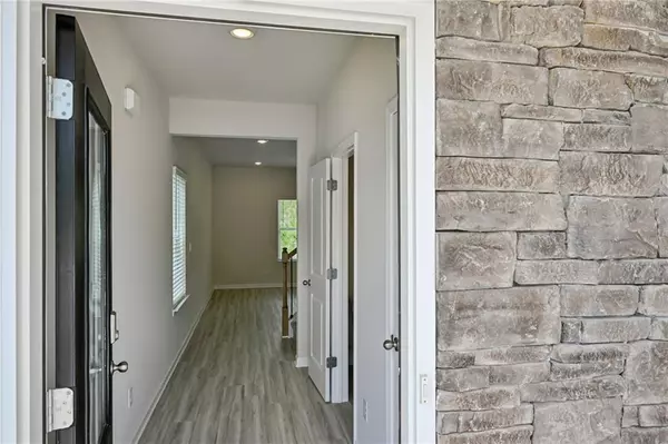 College Park, GA 30337,2760 Aralynn WAY