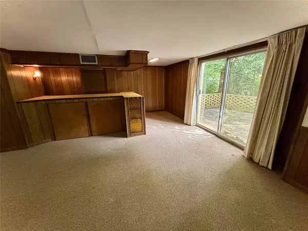 Atlanta, GA 30345,2636 WHITELEIGH CT NE