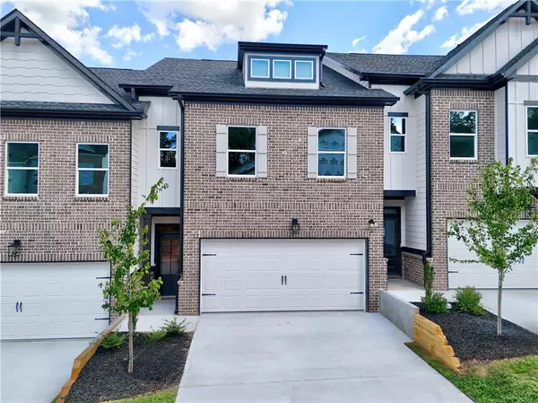 5722 Urban Village WAY #8, Tucker, GA 30084