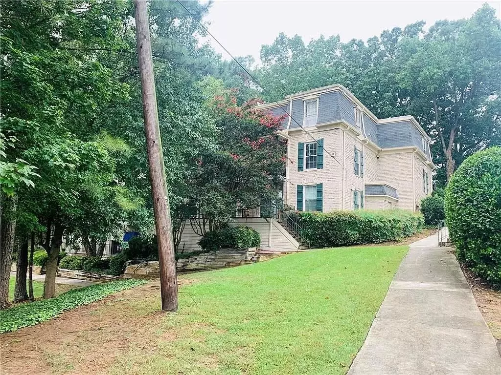 Atlanta, GA 30345,2805 NE Expressway Unit A24