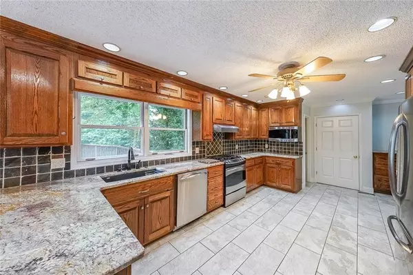 Kennesaw, GA 30144,3601 Club DR NW