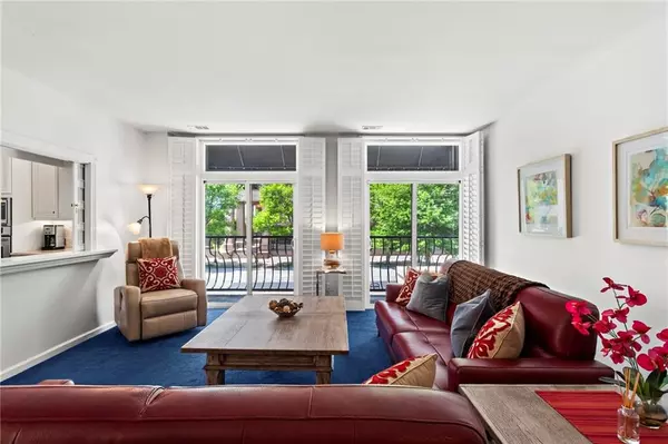 Atlanta, GA 30309,1421 Peachtree ST NE #214