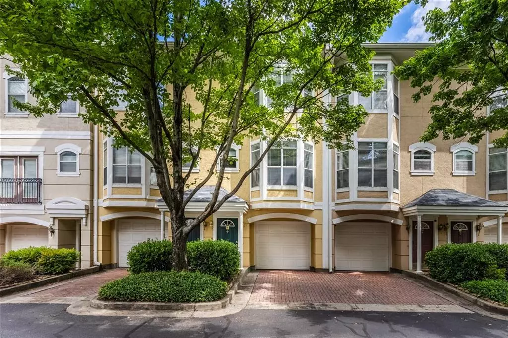 Atlanta, GA 30312,375 Highland AVE NE #913