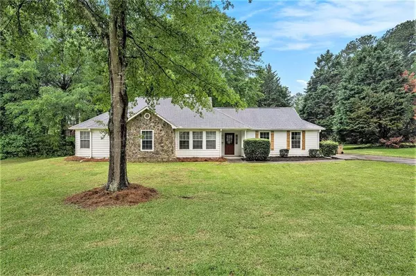 110 Peach Pointe DR, Mcdonough, GA 30253
