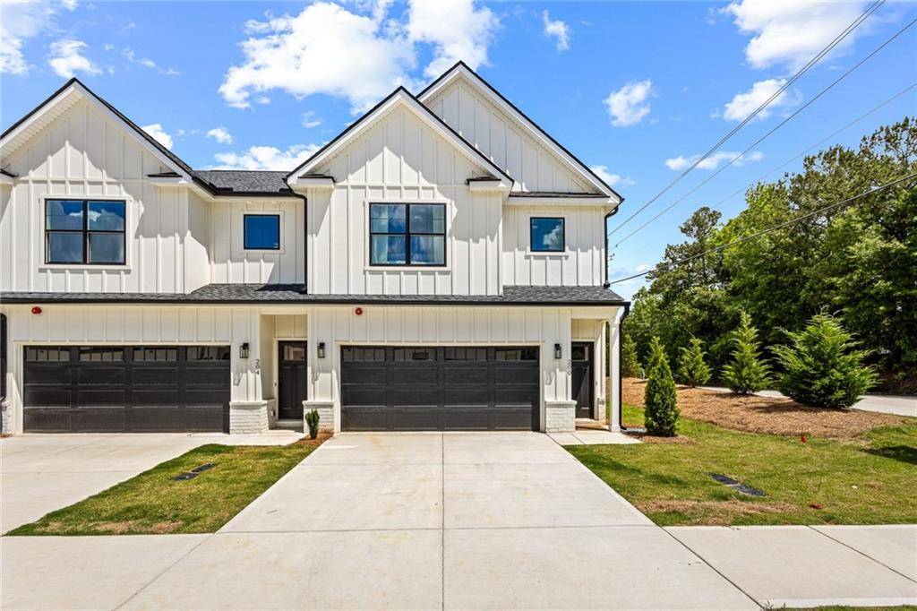 213 Starr CIR, Stockbridge, GA 30281