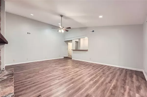 Marietta, GA 30066,1515 Barrier RD