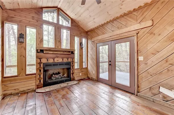 Dahlonega, GA 30533,176 Petunia DR