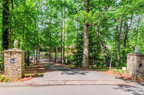 Lawrenceville, GA 30043,2228 WALKER DR