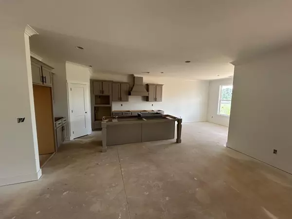 Monroe, GA 30655,462 Gene Bell RD