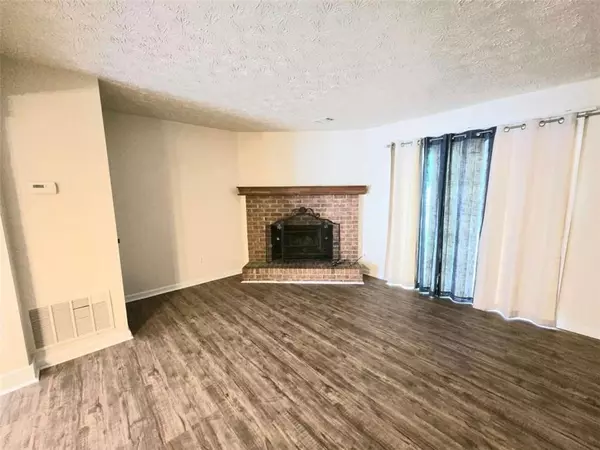 Decatur, GA 30032,3800 Travis TRCE