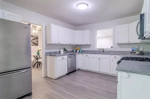 Mableton, GA 30126,317 COMMUNITY DR SW