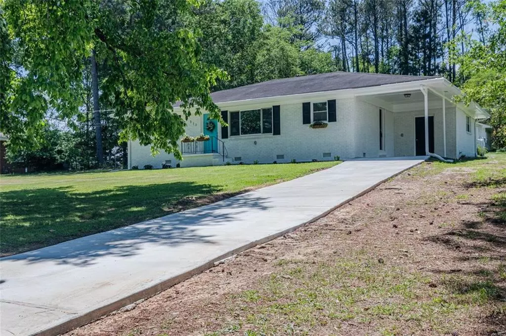 Mableton, GA 30126,317 COMMUNITY DR SW