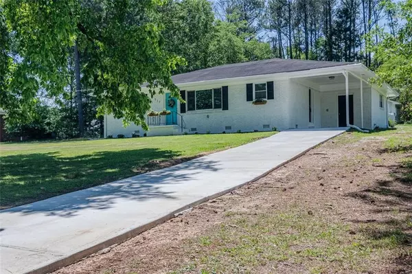 317 COMMUNITY DR SW, Mableton, GA 30126