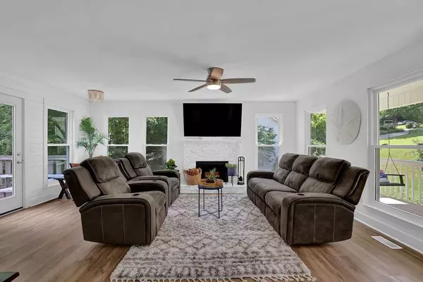 Cumming, GA 30028,7155 Bannister Park LN