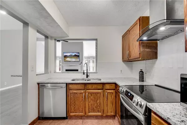 Duluth, GA 30096,4234 Stillwater DR