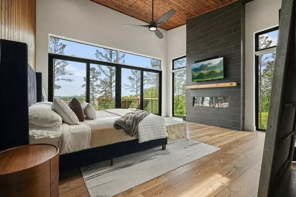 Ellijay, GA 30540,191 High River Landing CT