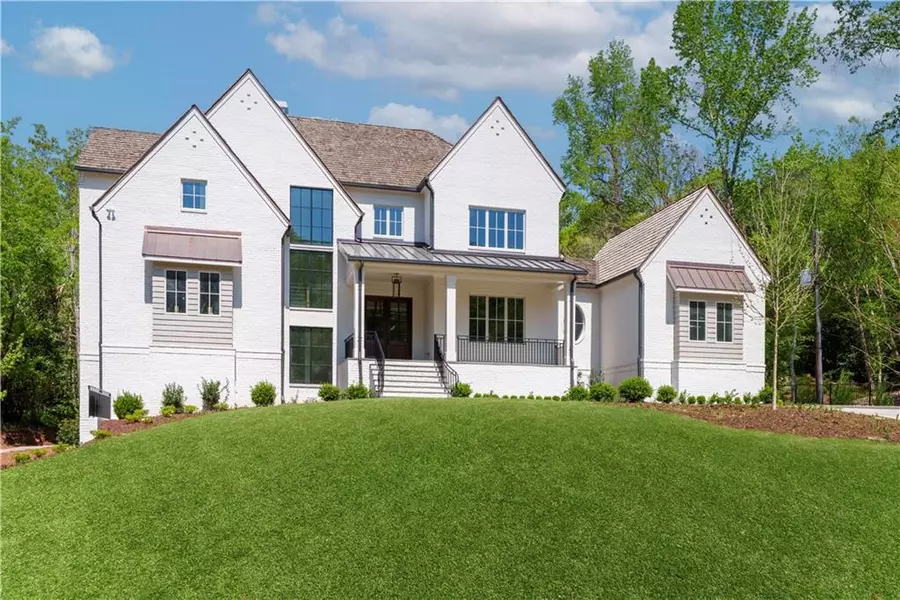 541 Londonberry RD, Atlanta, GA 30327