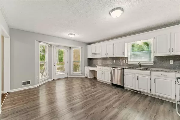 Kennesaw, GA 30152,2068 Signal Ridge NW