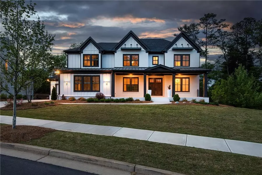 320 Dodd LN, Alpharetta, GA 30005