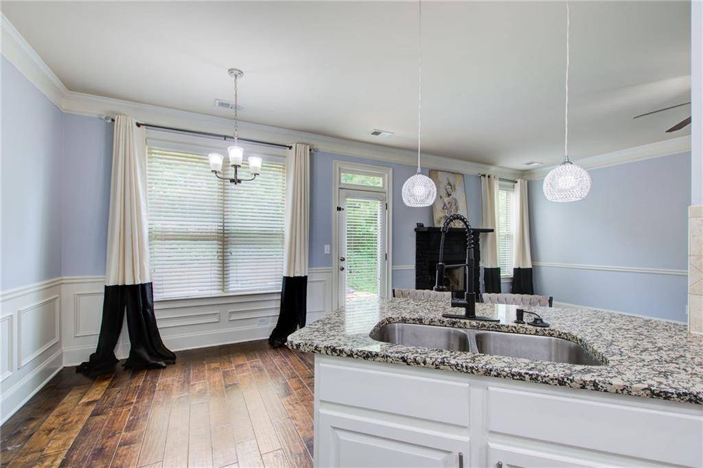 Fairburn, GA 30213,7933 Heathmore DR
