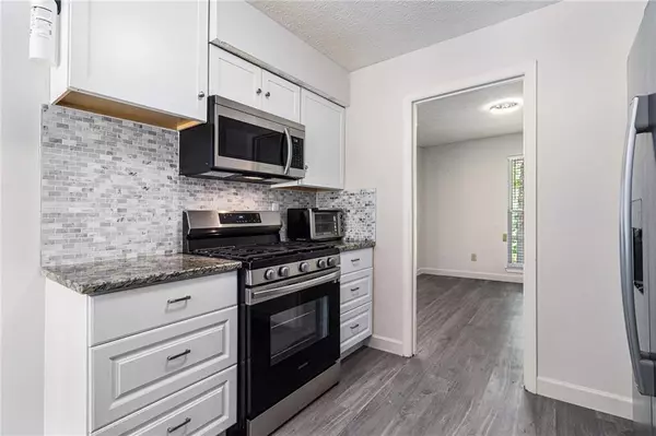 Roswell, GA 30076,520 CRANBERRY PL