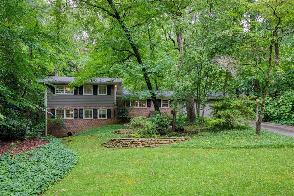 220 N Springs CT, Sandy Springs, GA 30328