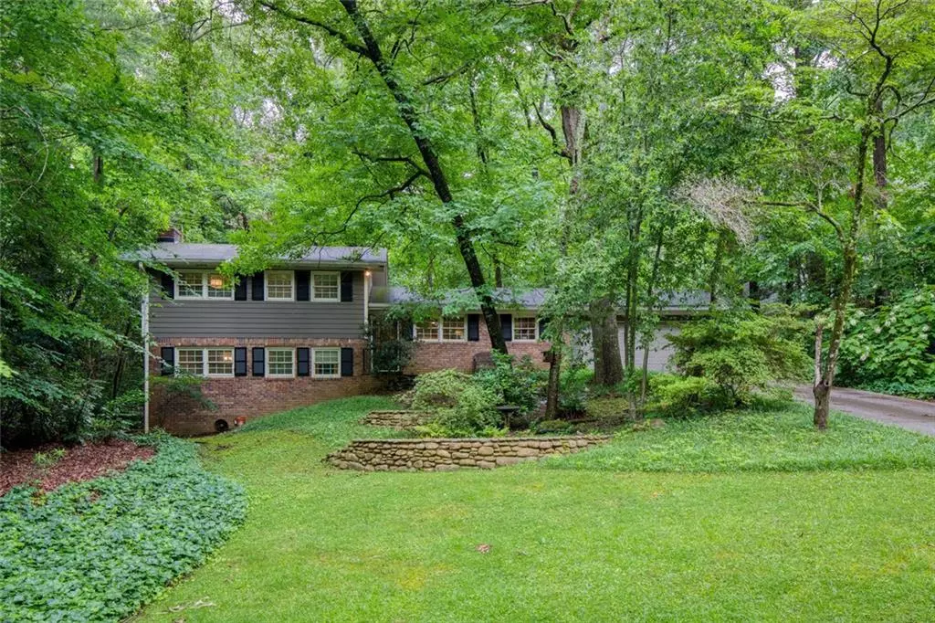 Sandy Springs, GA 30328,220 N Springs CT