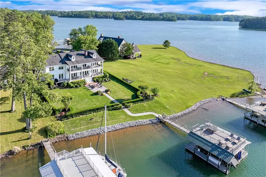 7170 Lawson DR, Gainesville, GA 30506