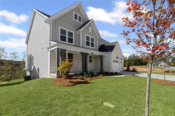 Hoschton, GA 30548,215 Kerr DR