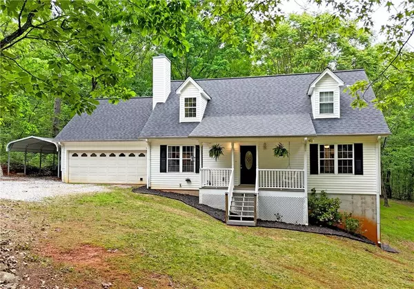 625 Underwood Farm RD, Cleveland, GA 30528