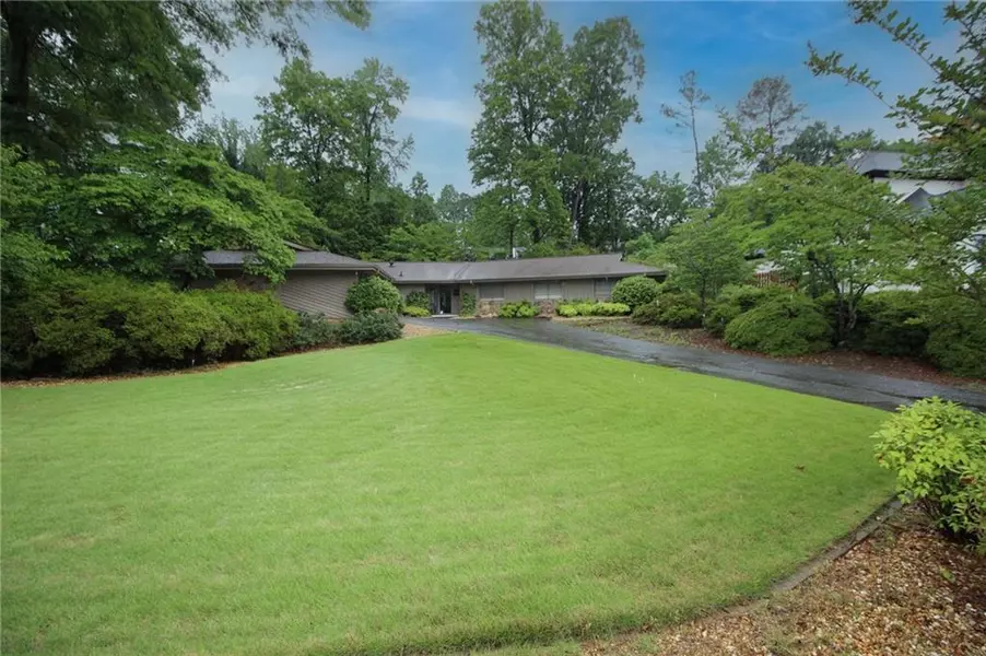 3353 Greenfield DR, Marietta, GA 30068