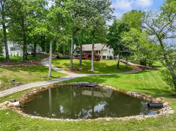 Clermont, GA 30527,5825 Sweetbottom LN