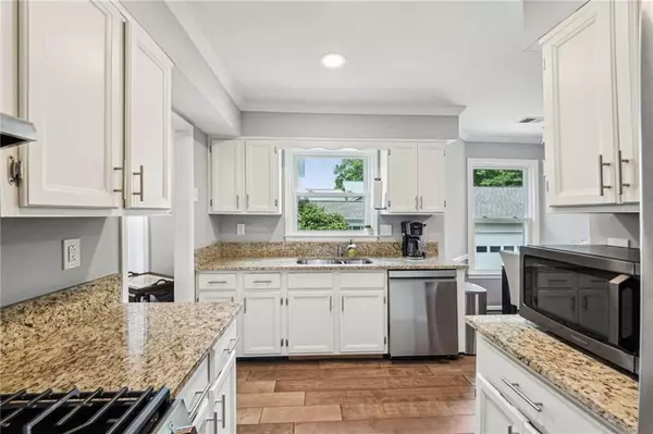 Avondale Estates, GA 30002,267 Somerlane PL