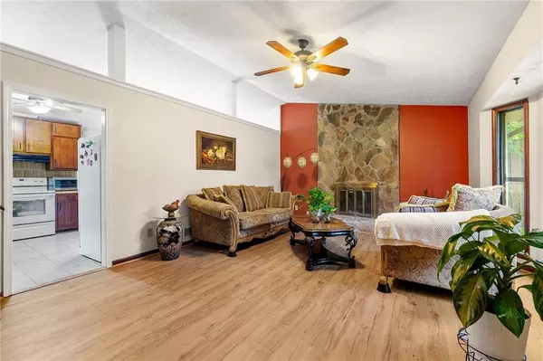 Lawrenceville, GA 30044,273 Hardwood LN