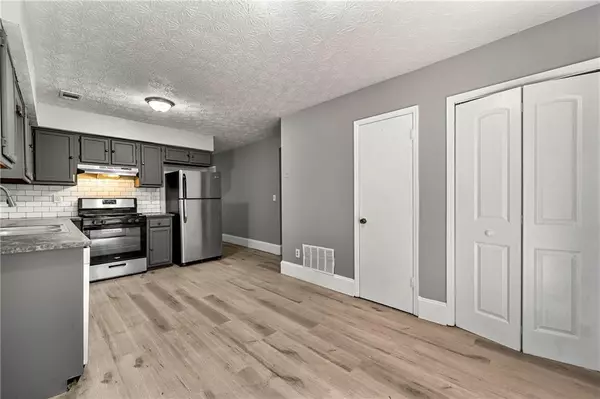 Riverdale, GA 30274,358 Riverbrook CT
