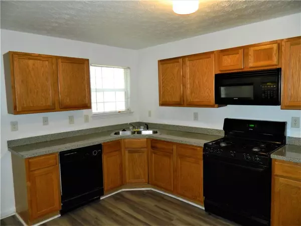 Mcdonough, GA 30253,20 Chantilly PL