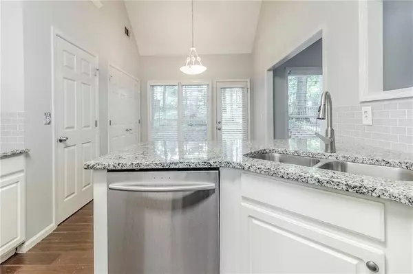 Sugar Hill, GA 30518,5335 Lexington View PL