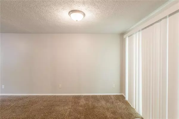 Stone Mountain, GA 30088,5372 Martins Crossing RD