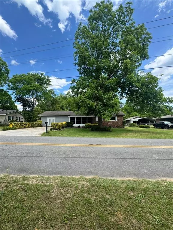 Warner Robins, GA 31093,203 Pinecrest DR