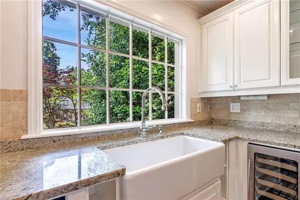 Atlanta, GA 30306,1268 University DR NE