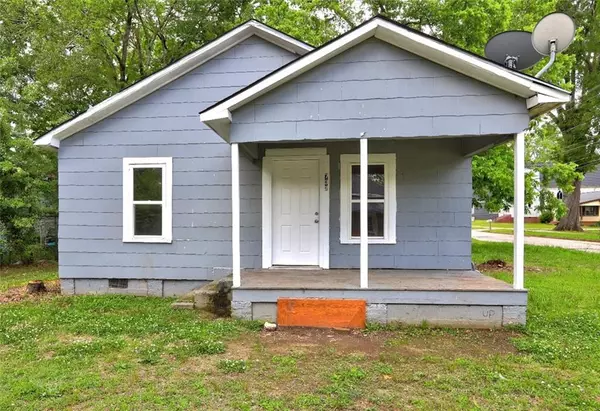 732 Ray ST, Griffin, GA 30223