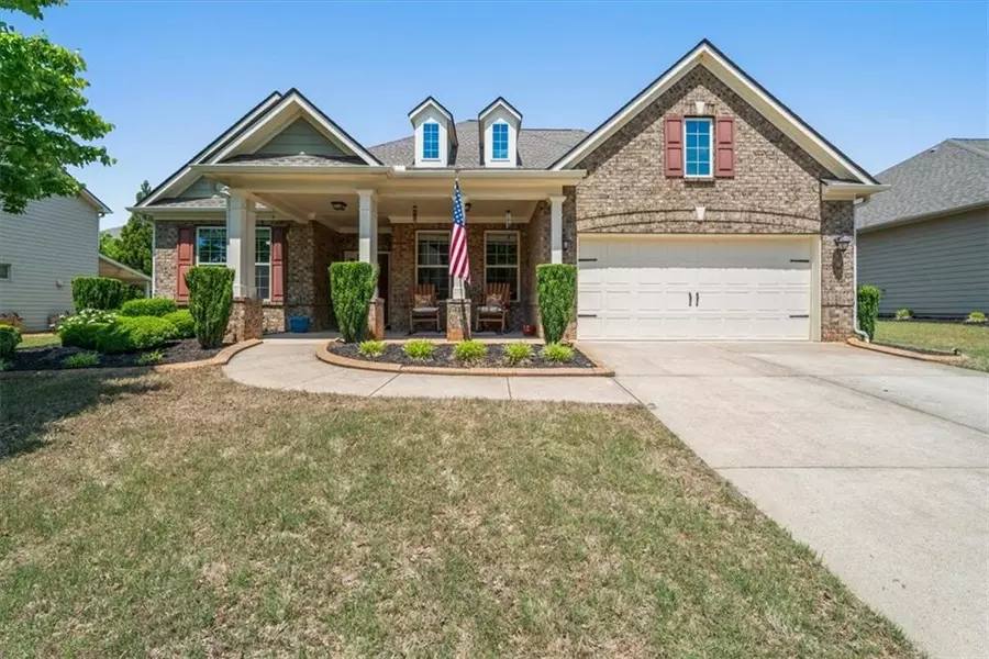 813 Cotton Creek DR, Canton, GA 30115