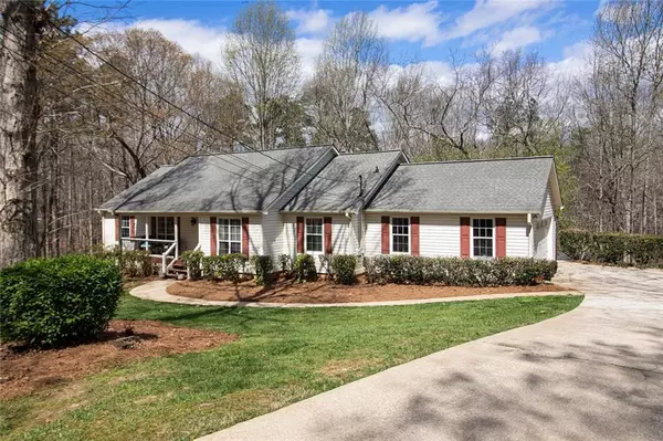 4150 E Chapel Hill RD,  Douglasville,  GA 30135